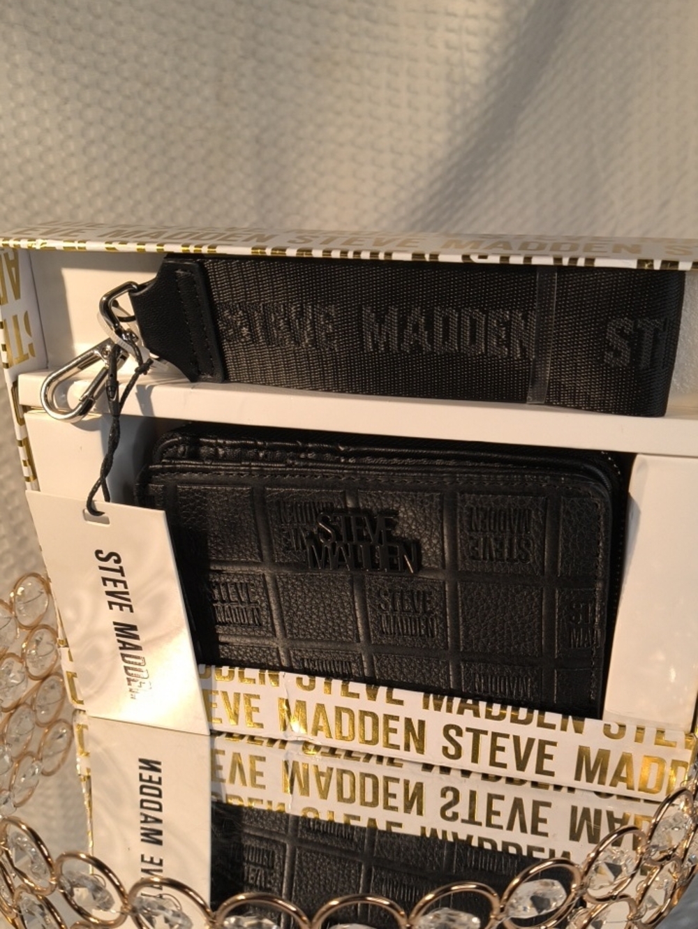 Steve Madden Black Leather Wallet with Detachable Strap